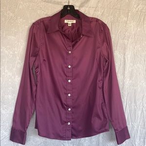 Banana Republic non-iron fitted shirt.  Size 6